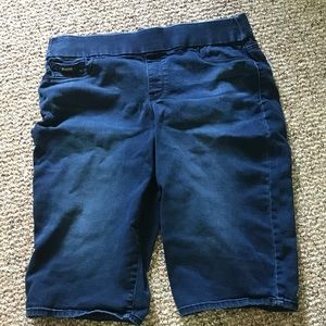 Nine West shorts